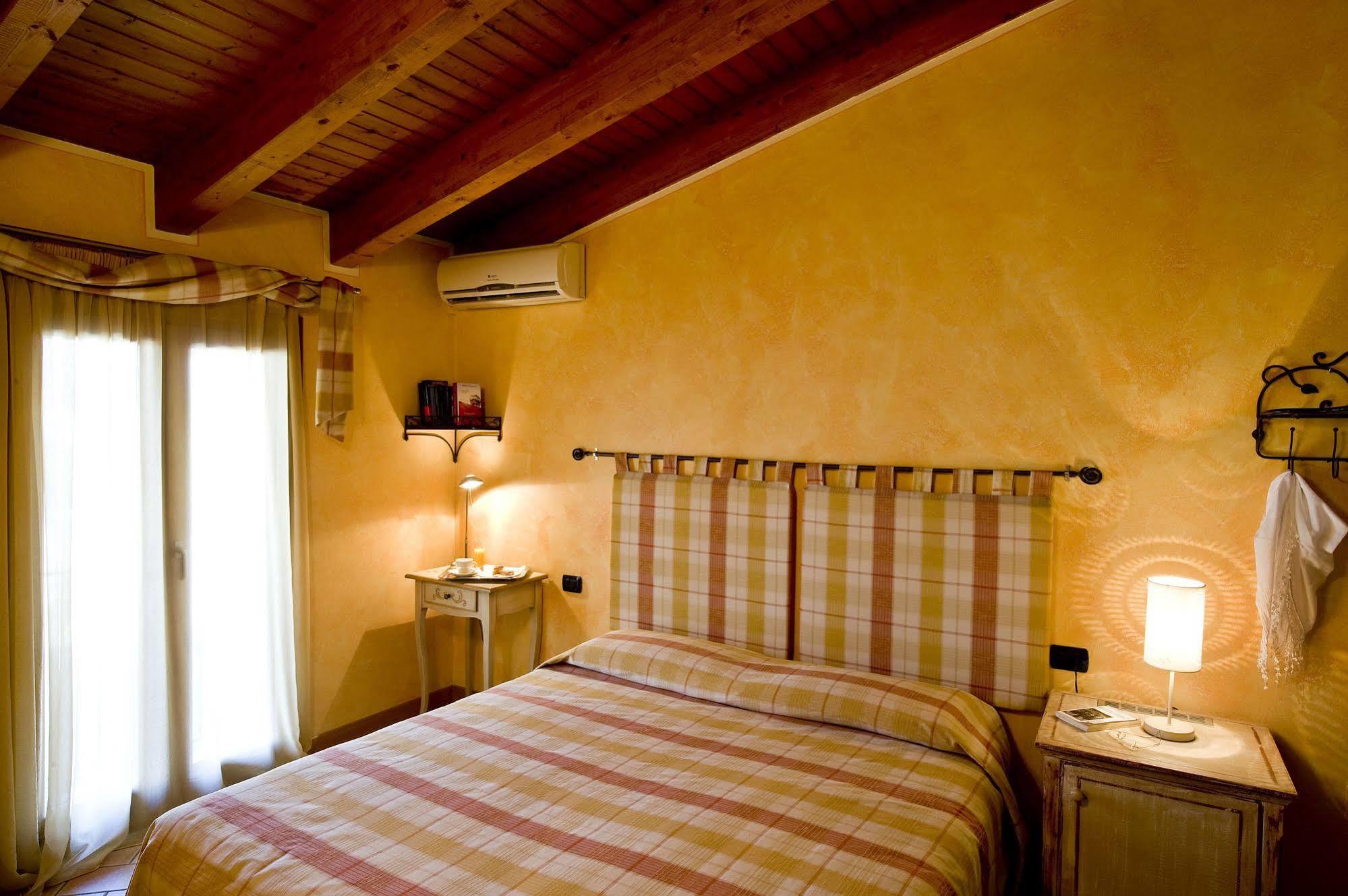 Villa Noce Бреша Екстериор снимка